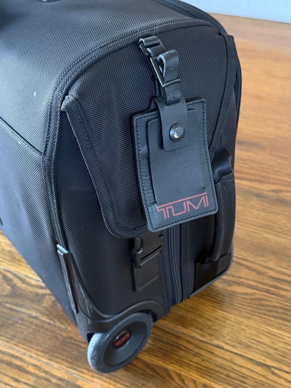 TUMI ALPHA 2 BLACK NYLON WHEELED CARRY ON - Picture 8 of 13
